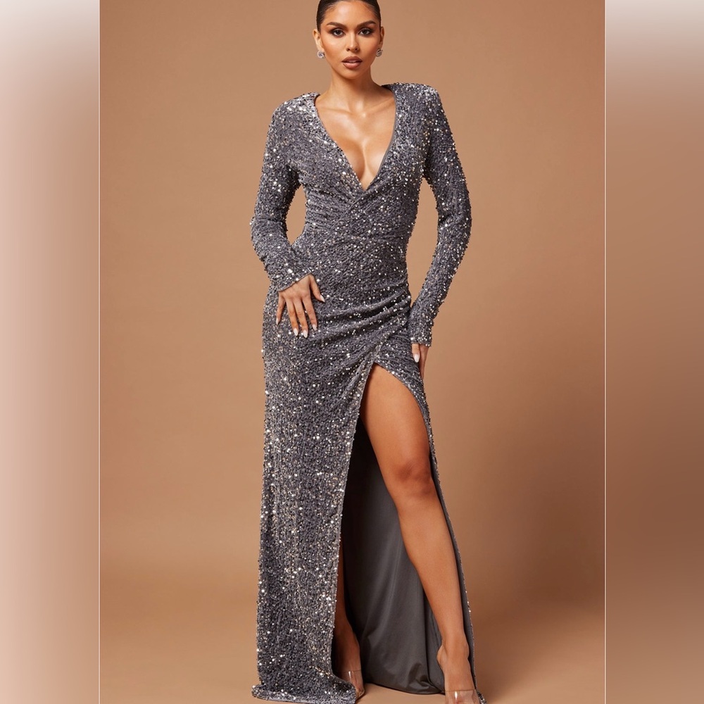 Fashion Nova Glittering Gray Long Sleeve Dress